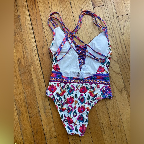 Nanette Lepore
Antigua Goddess Strappy One-Piece Swimsuit, Multicolor - Picture 2 of 3